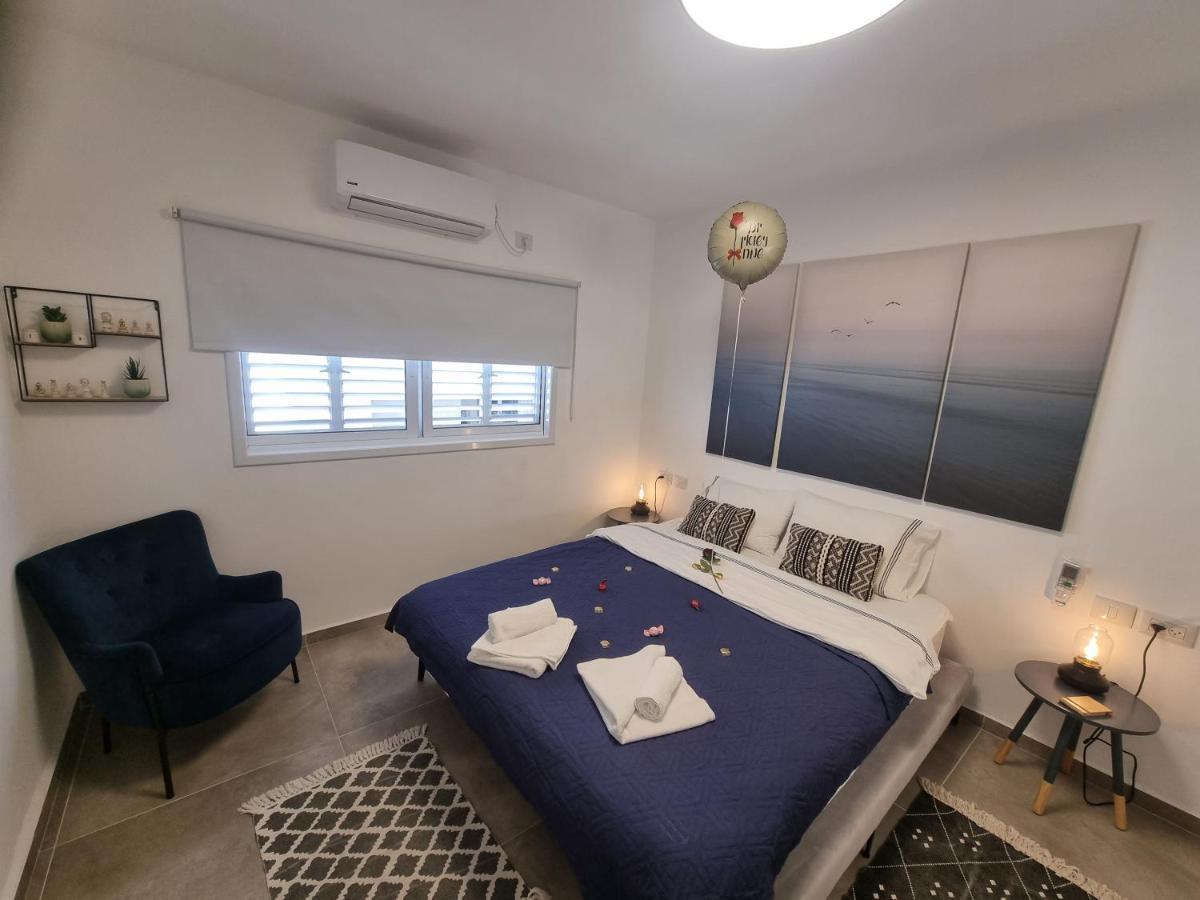 Beautiful 2-Bedroom Sea-View Apartment 네타니아 외부 사진