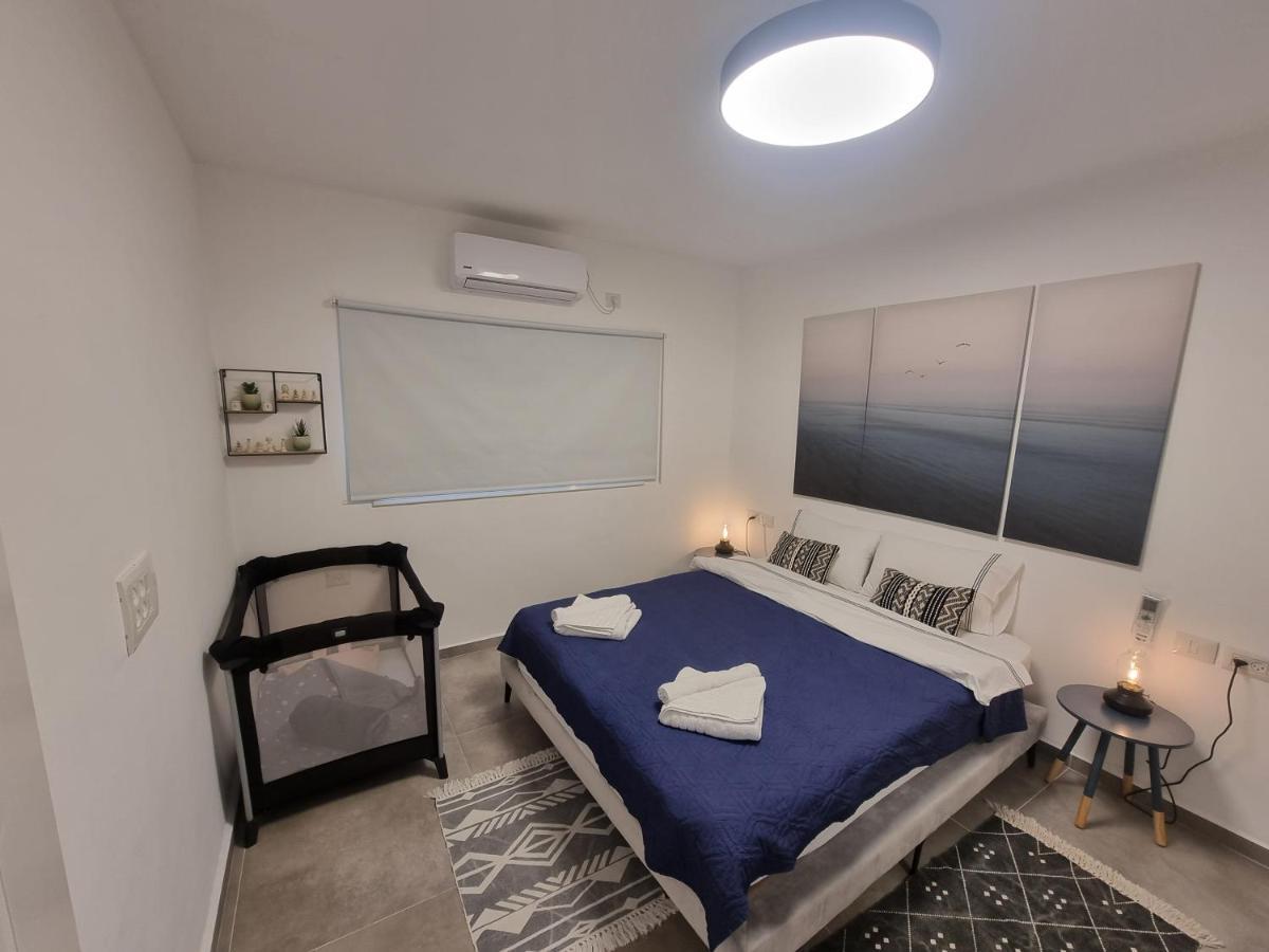 Beautiful 2-Bedroom Sea-View Apartment 네타니아 외부 사진